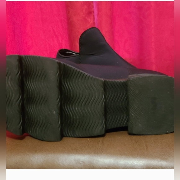 IRI Designed in New York - Picture 10 of 14